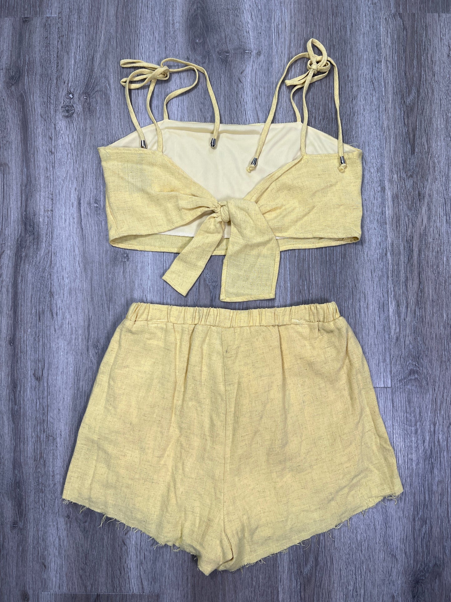 Yellow Top 2pc Sleeveless Blue Blush , Size M