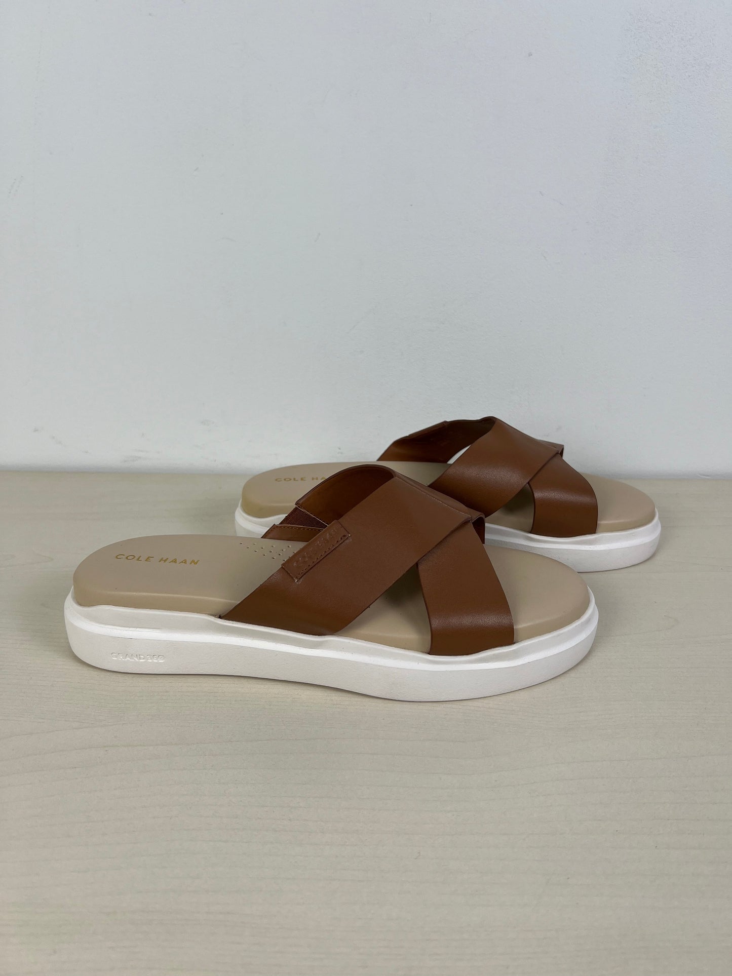 Brown & White Sandals Flats Cole-haan, Size 8