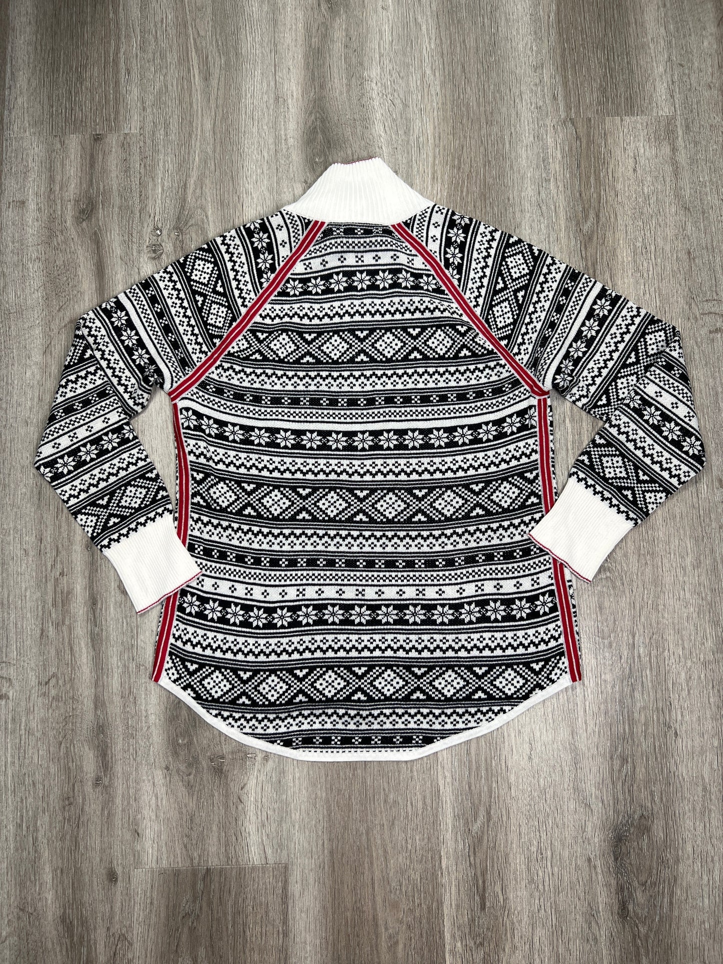 Black & White Sweater Eddie Bauer, Size M