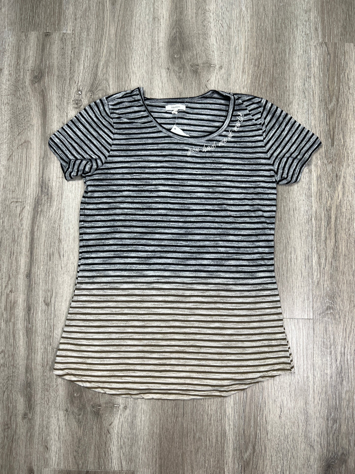 Striped Pattern Top Short Sleeve Maurices, Size S