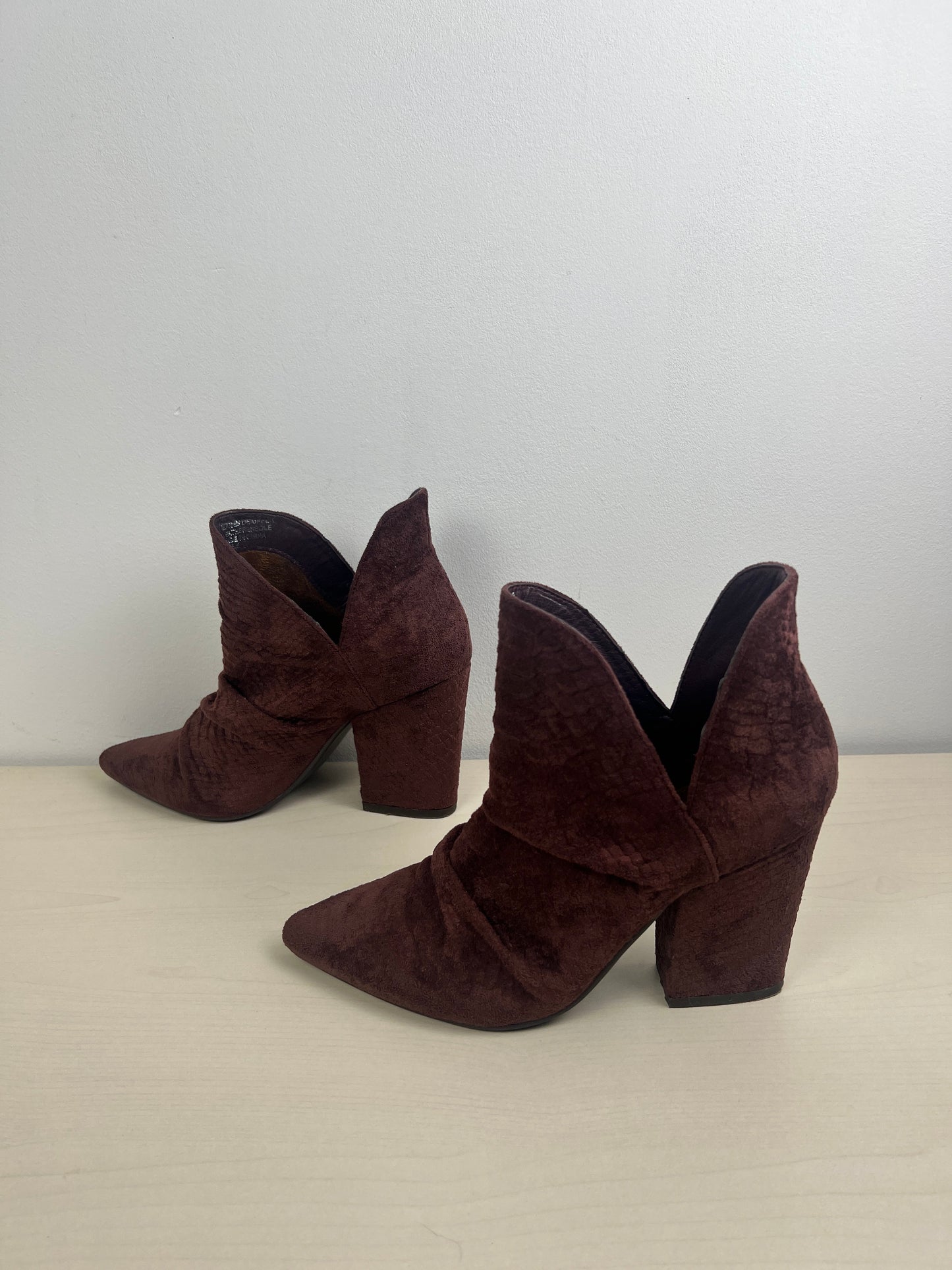 Boots Ankle Heels By  MI. IM In Purple, Size: 6.5