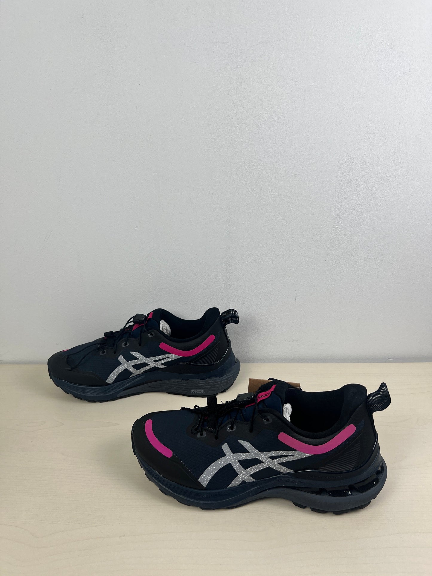 Shoes Athletic By Asics In Navy, Size: 7