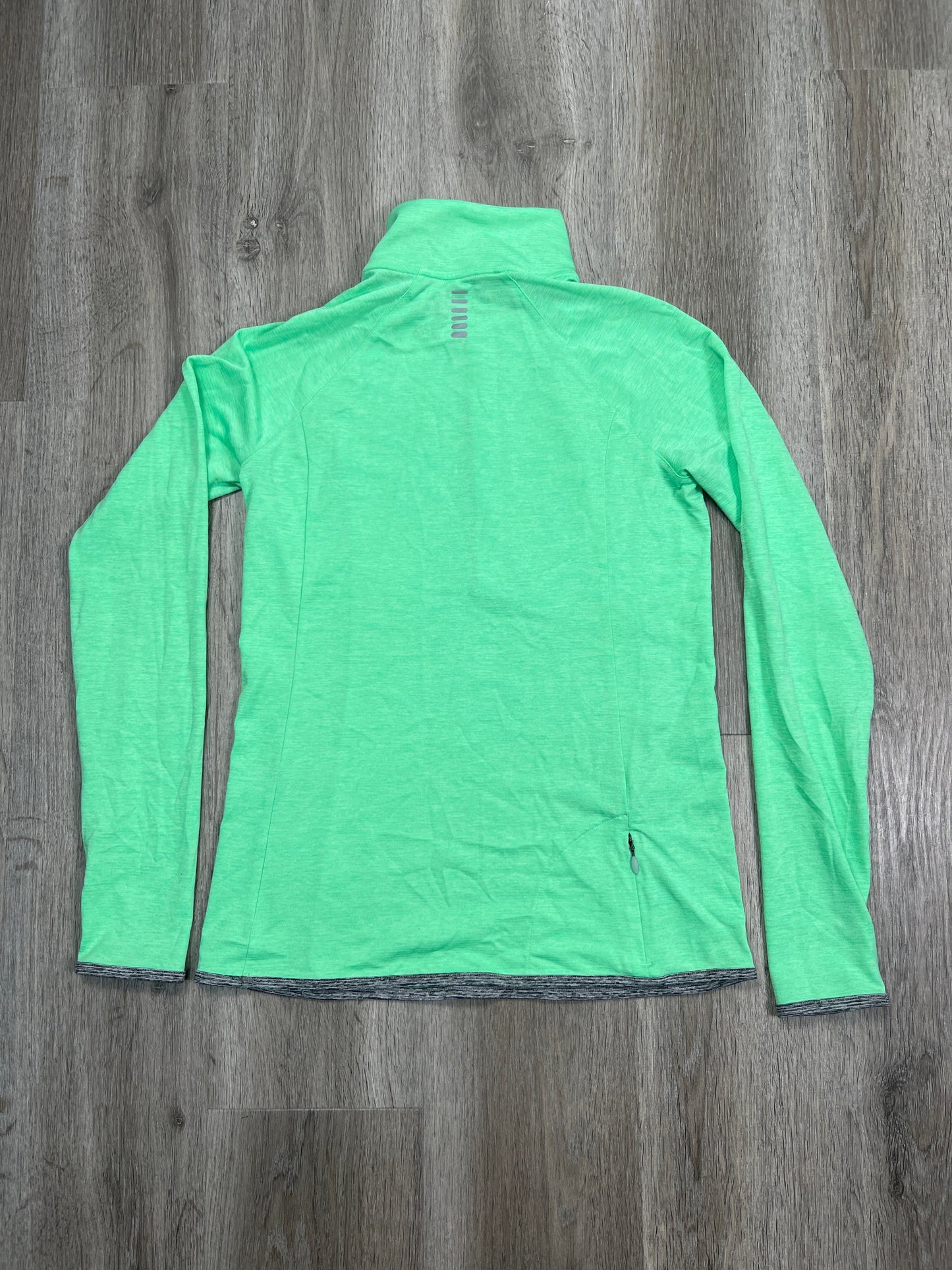 Athletic Top Long Sleeve Collar By Under Armour In Green, Size: S