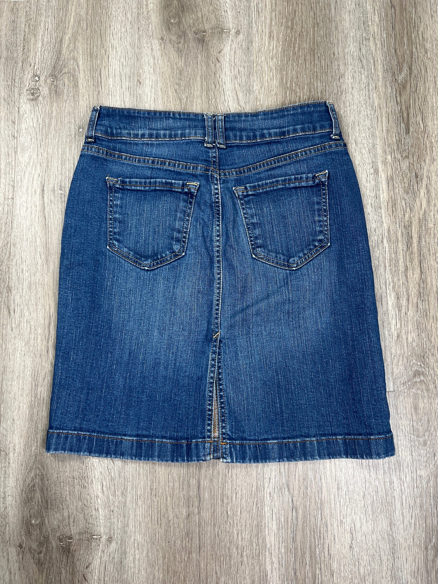 Skirt Mini & Short By Old Navy  Size: Xs
