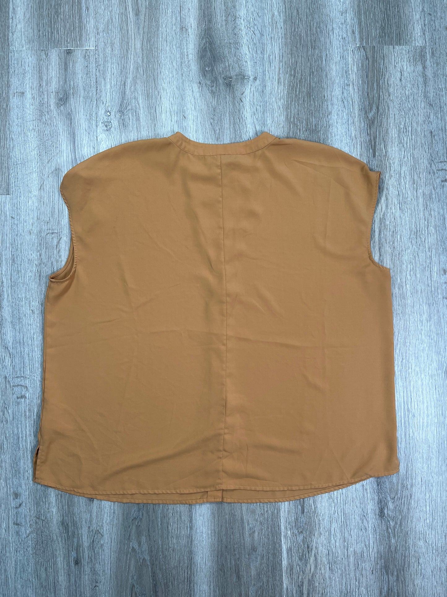 Top Short Sleeve By Eloquii  Size: 2x
