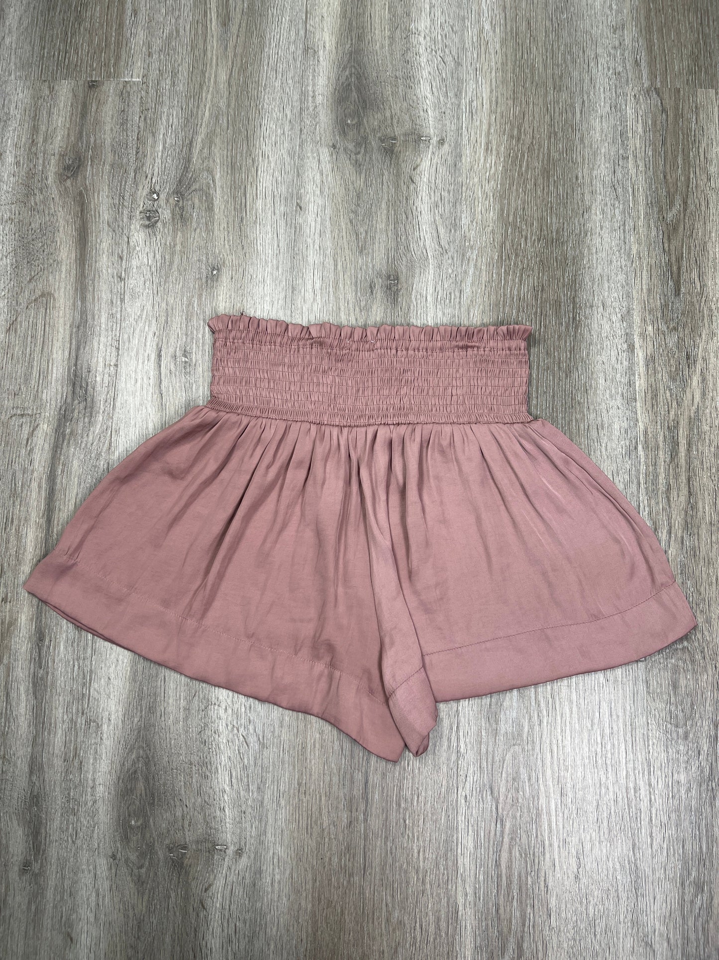 Pink Shorts Tcec, Size S