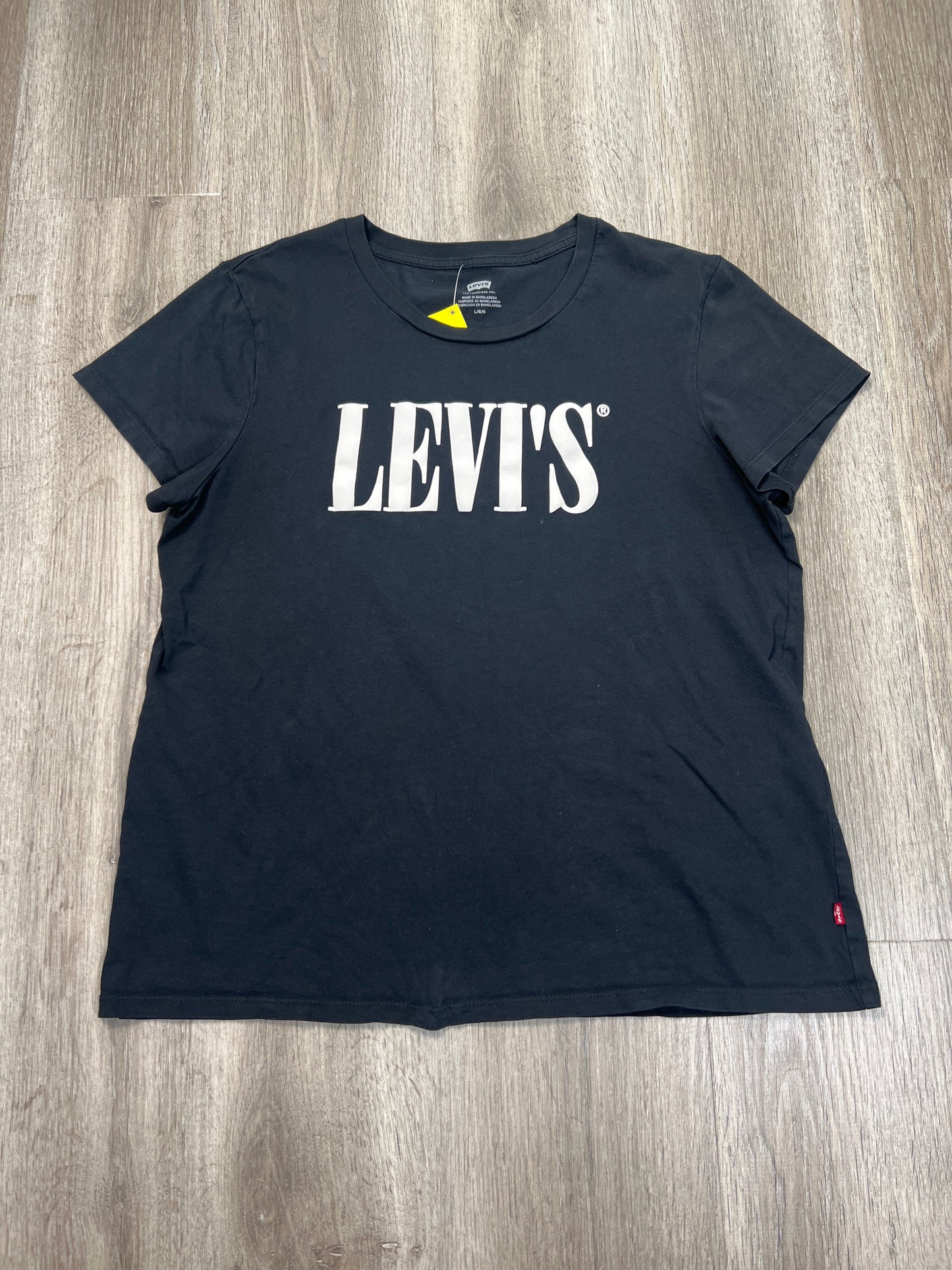 Top Short Sleeve By Levis In Black, Size: L