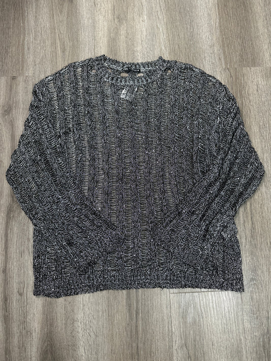 Top Long Sleeve By Zara In Silver, Size: M