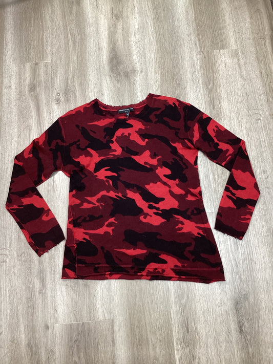 Top Long Sleeve By Clothes Mentor In Camouflage Print, Size: M