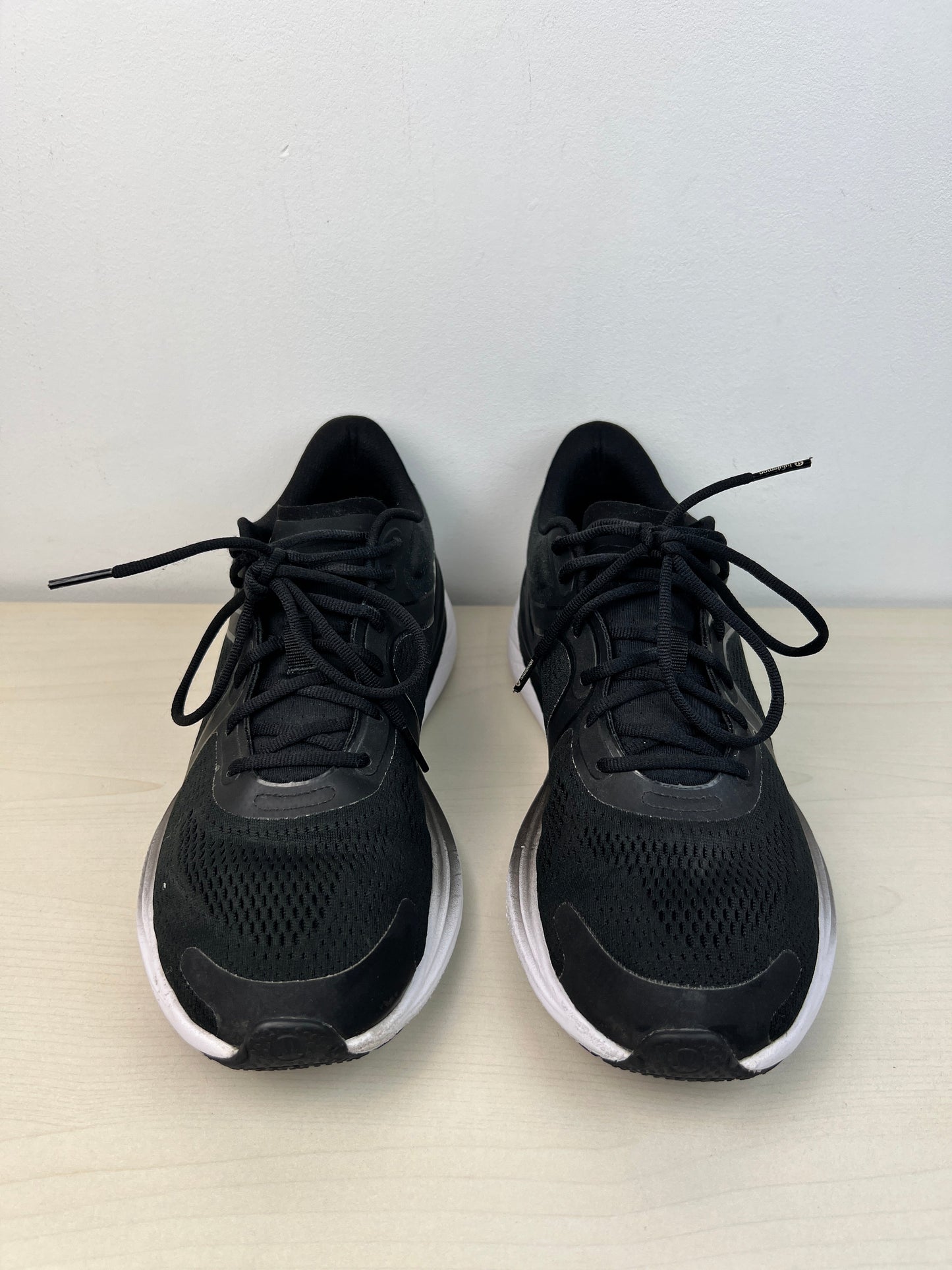 Shoes Athletic By Lululemon In Black, Size: 10