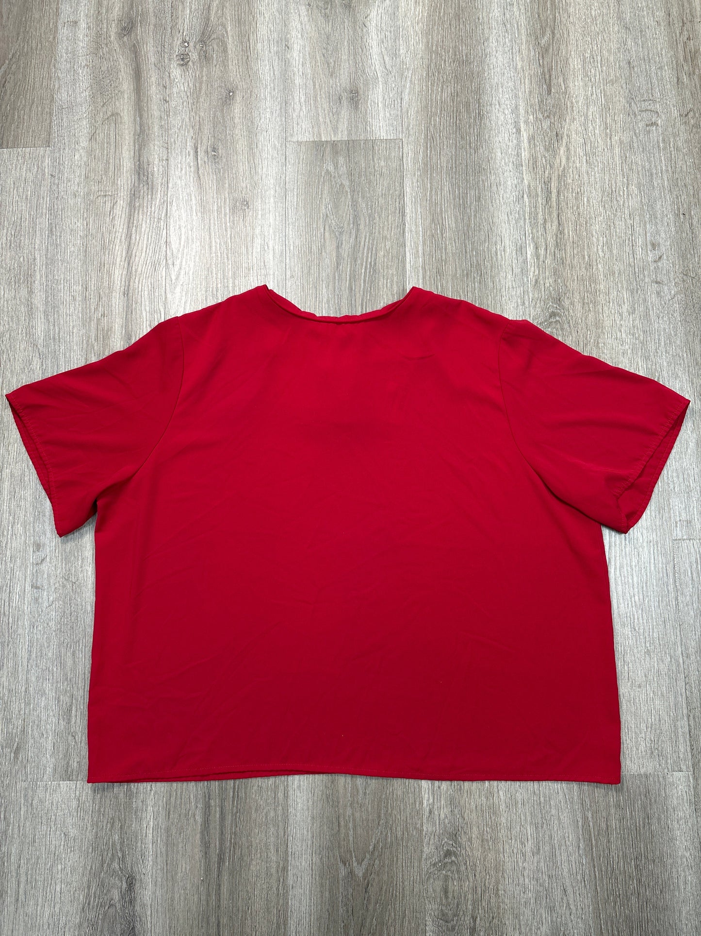 Top Short Sleeve By Dressbarn In Red, Size: 3x