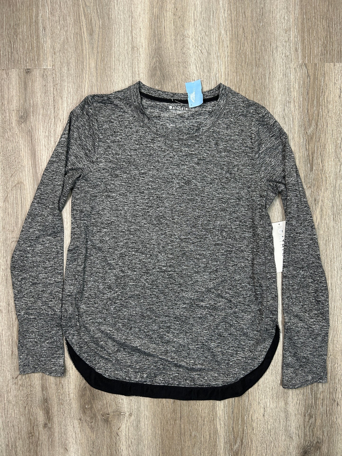 Athletic Top Long Sleeve Crewneck By Athleta In Grey, Size: M