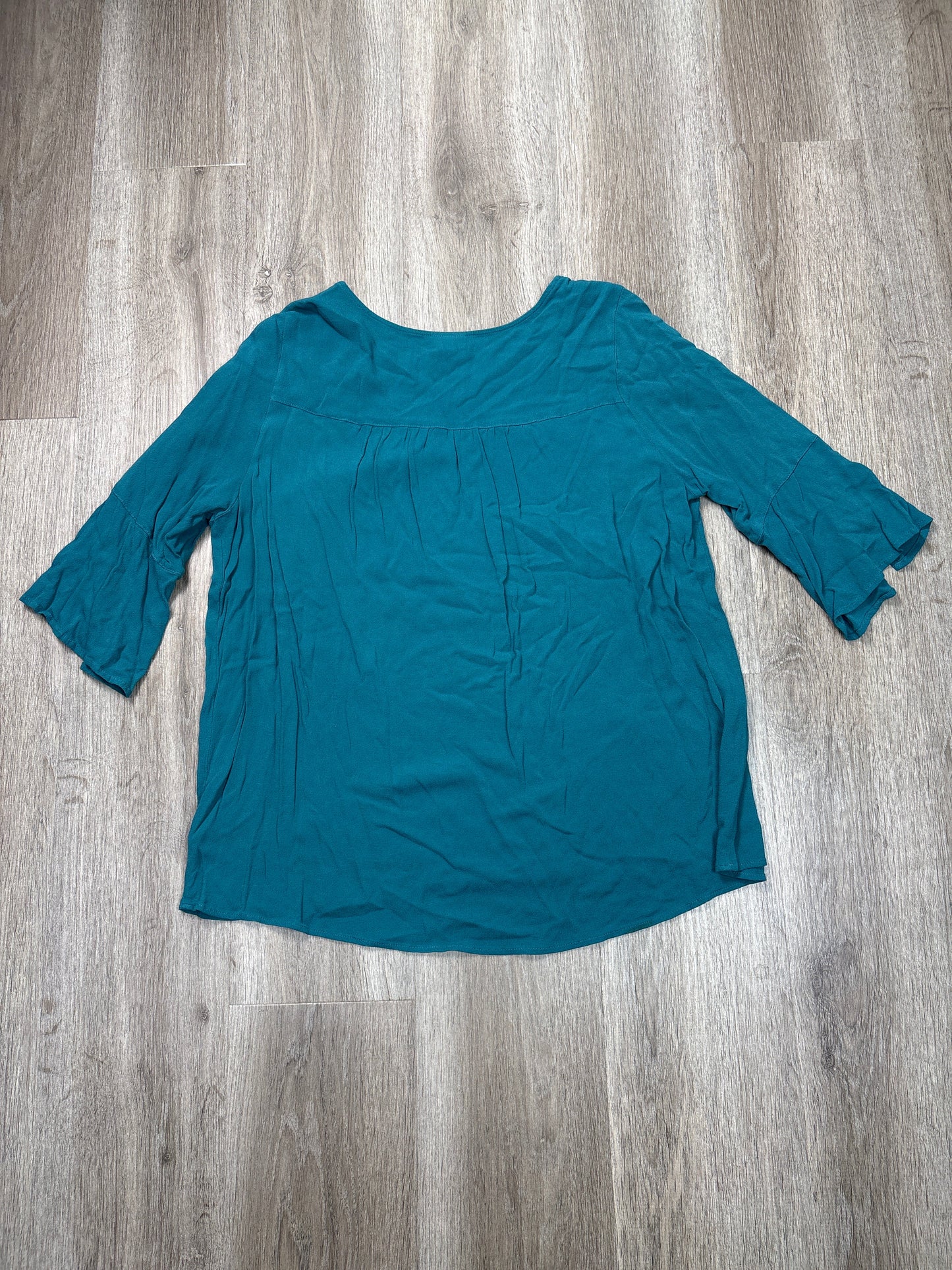 Top 3/4 Sleeve By Torrid In Blue