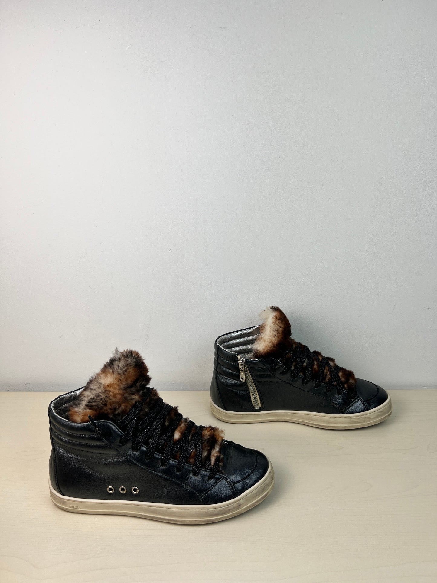 Shoes Sneakers By P448 In Black, Size: 6