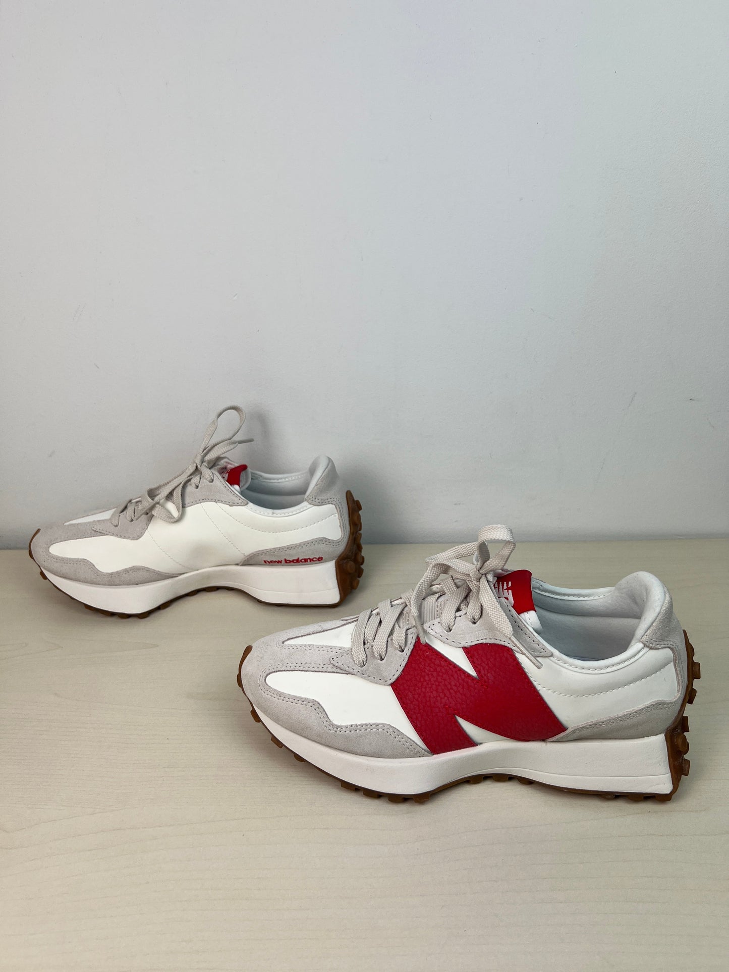 Shoes Athletic By New Balance In Red & White, Size: 7.5