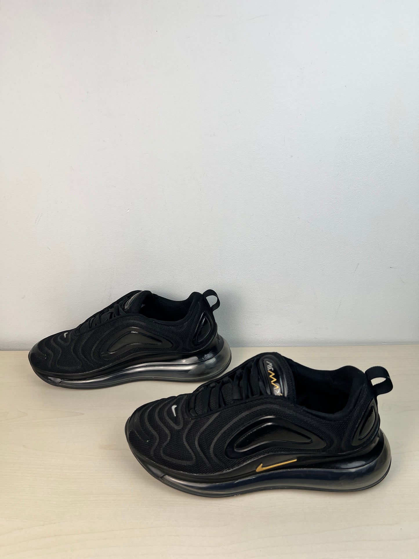 Shoes Sneakers By Nike In Black, Size: 8