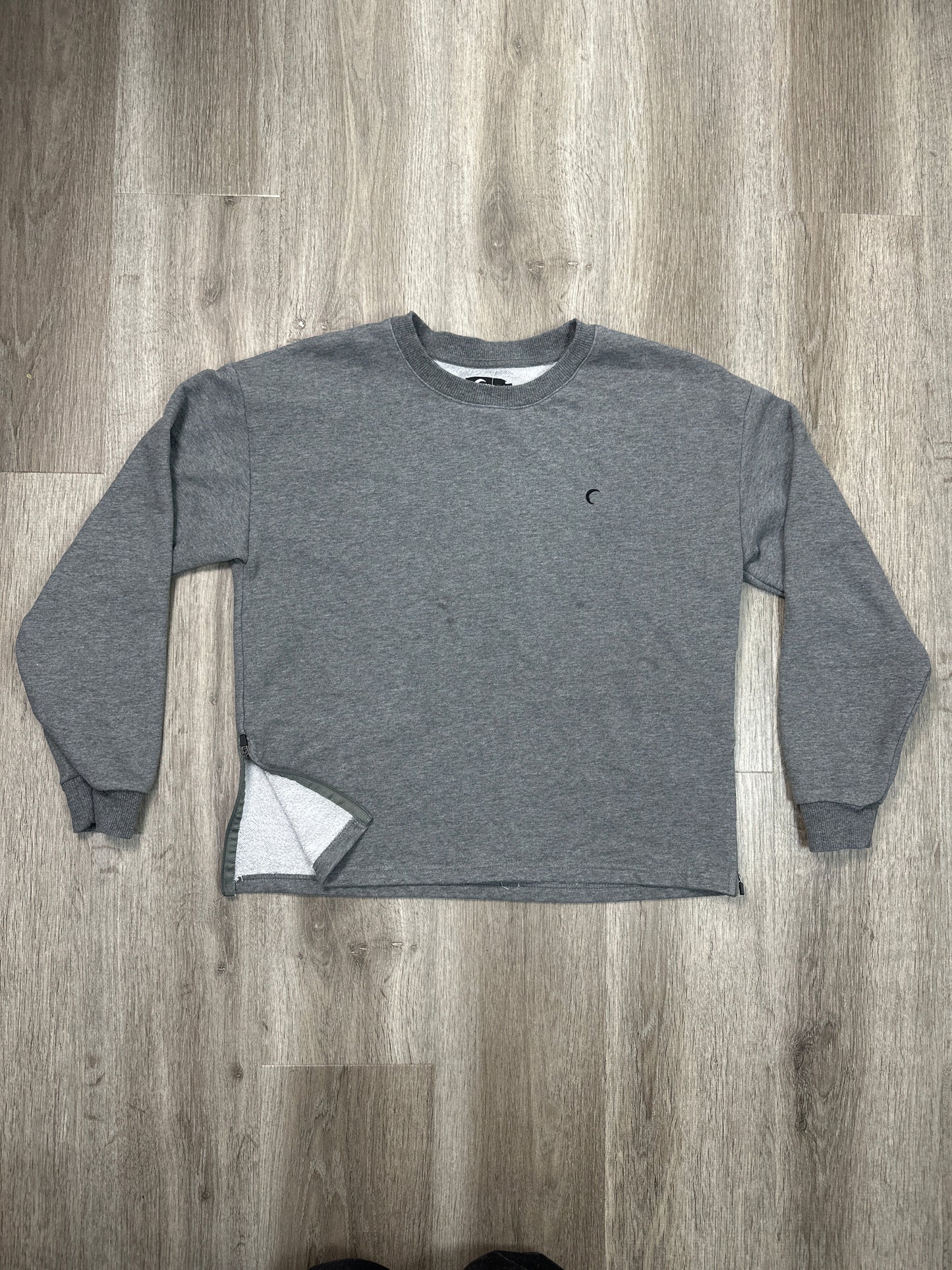 Athletic Sweatshirt Crewneck By Zyia In Grey, Size: M