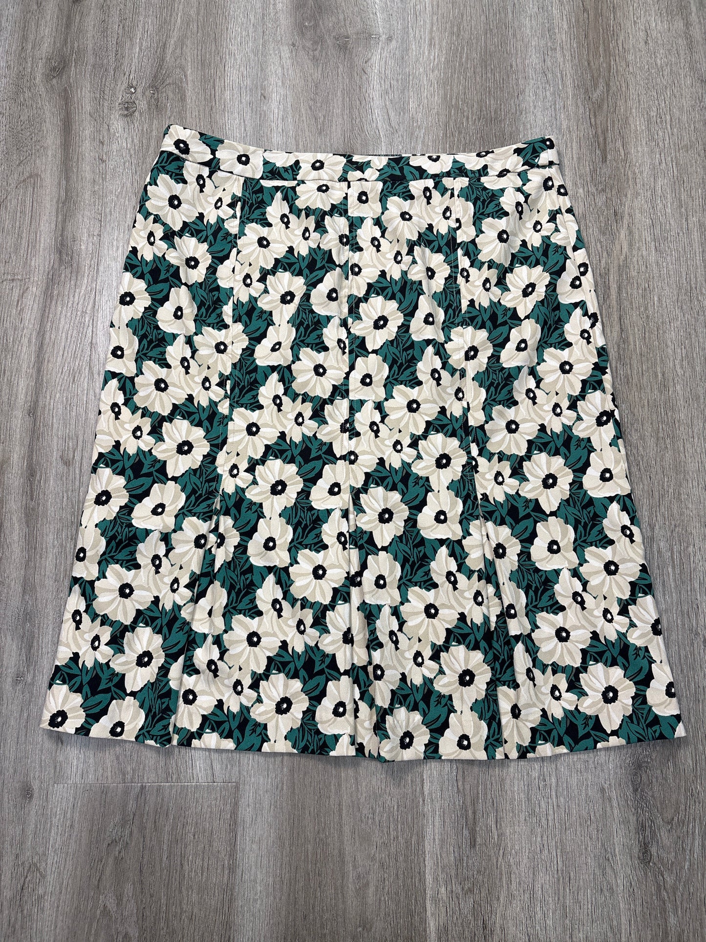 Skirt Mini & Short By Who What Wear In Floral Print, Size: Xl