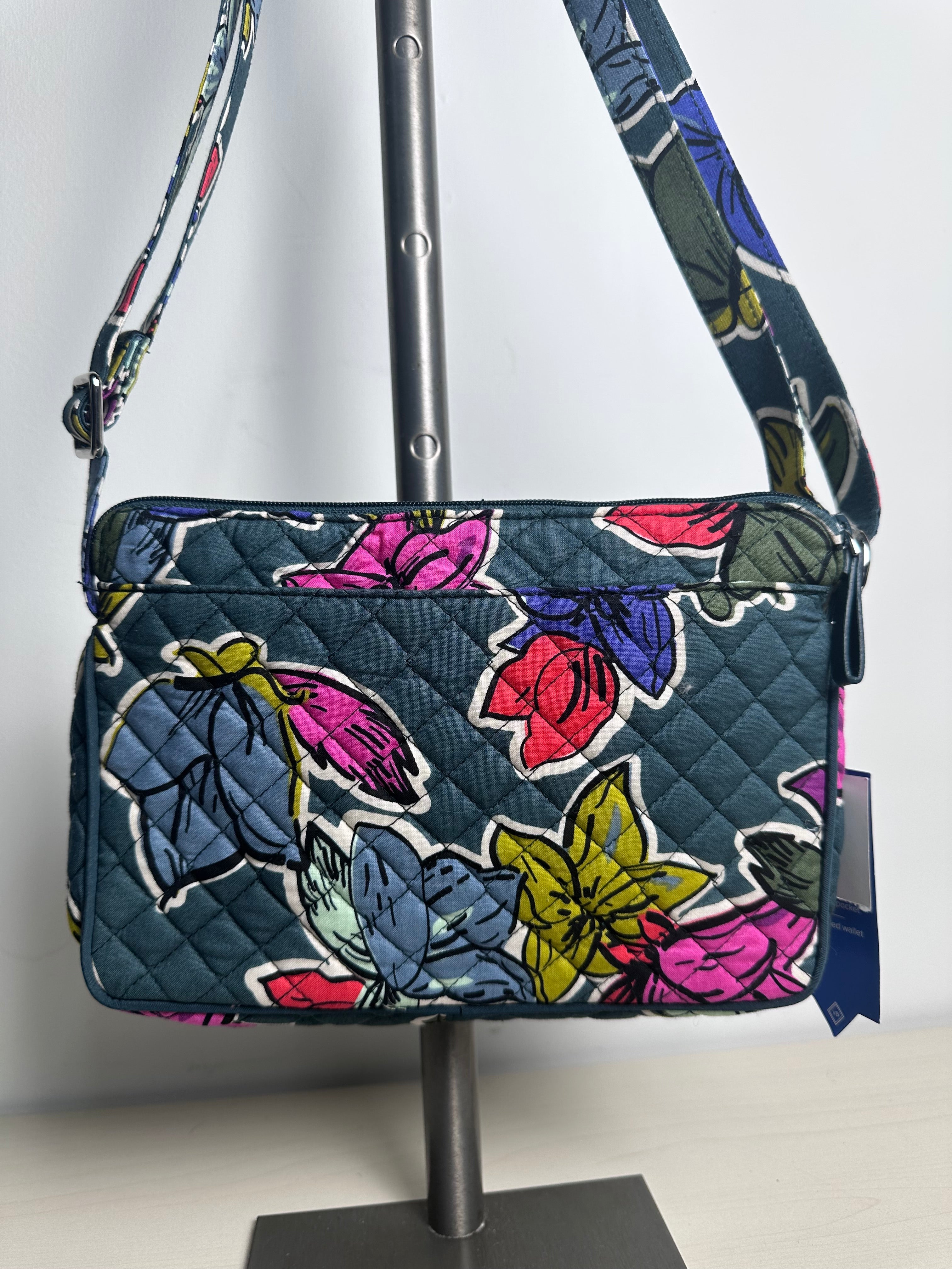 Sold RARE LEATHER Vera Bradley Mallory Tote NWT