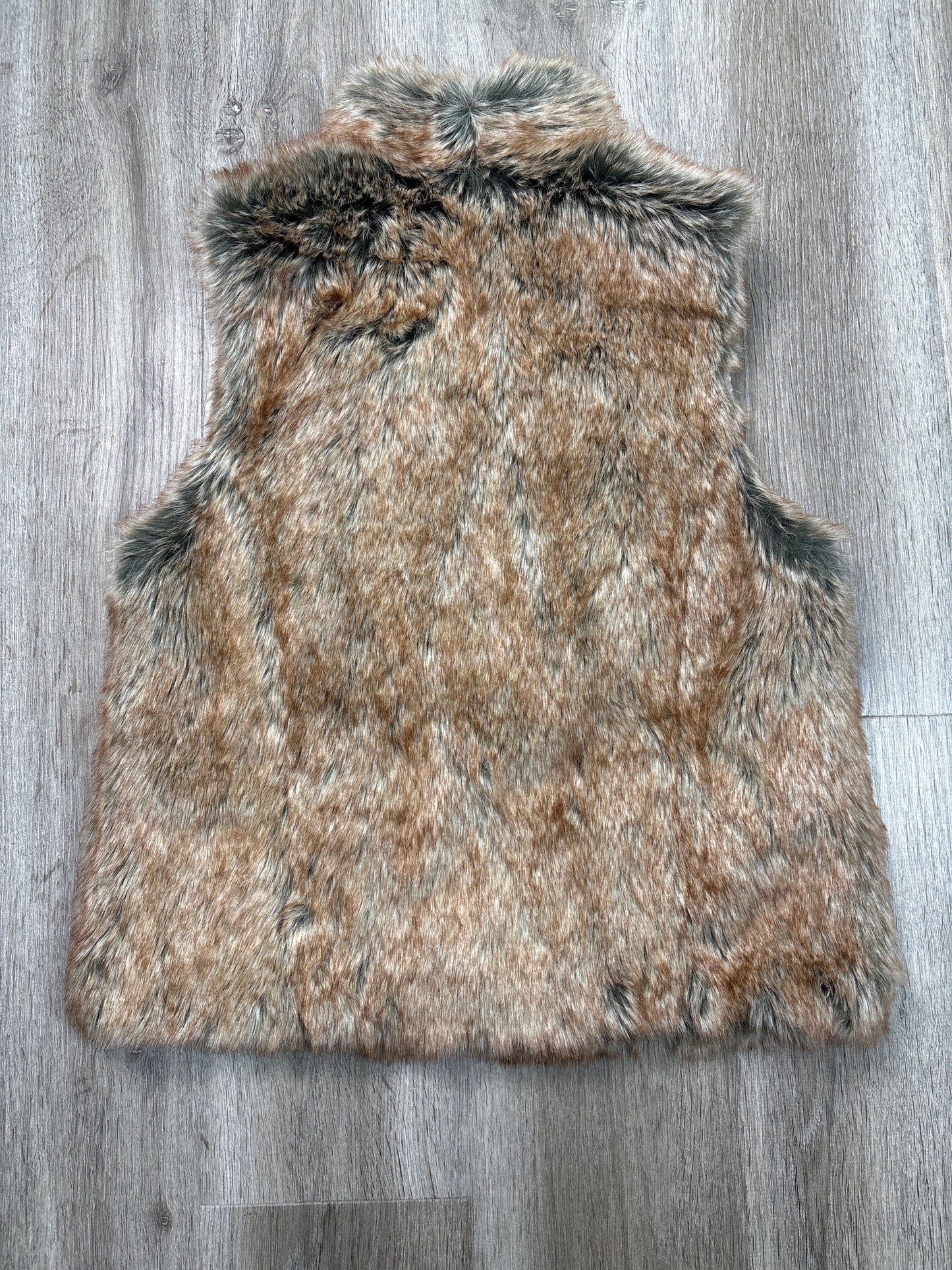 Vest Faux Fur & Sherpa By Bcbgeneration In Brown, Size: M