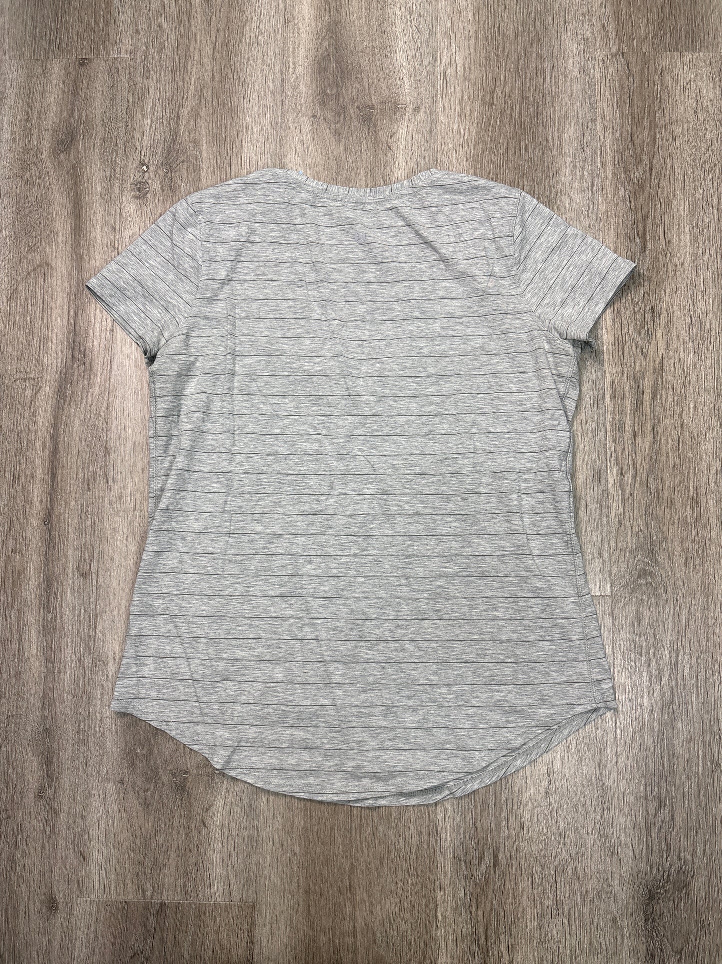 Top Short Sleeve By Lululemon In Grey, Size: M