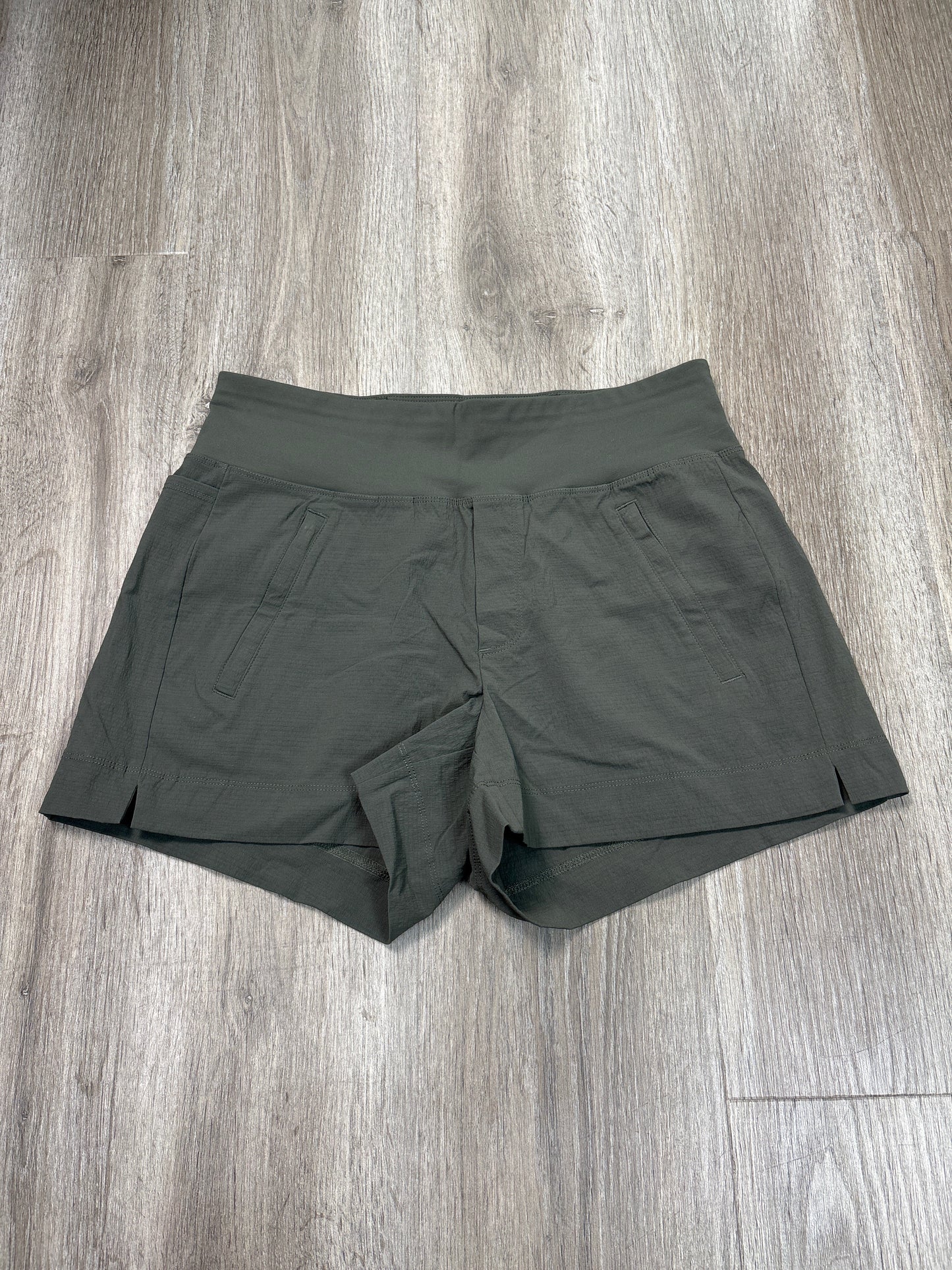 Athletic Shorts By Athleta In Green, Size: S