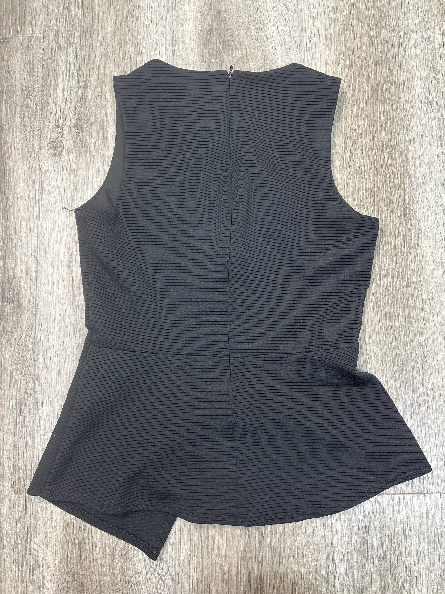 Blouse Sleeveless By Monteau In Black, Size: S