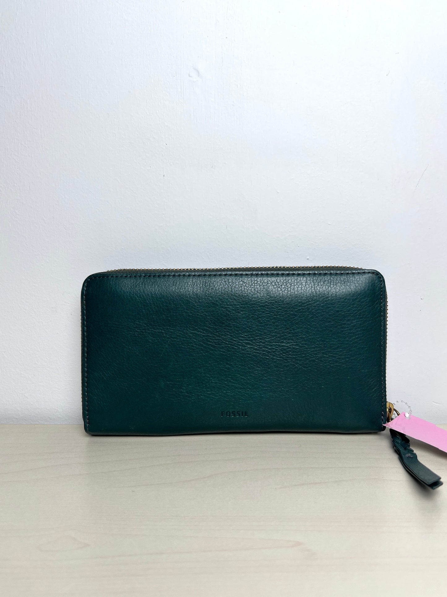 Wallet By Fossil, Size: Large