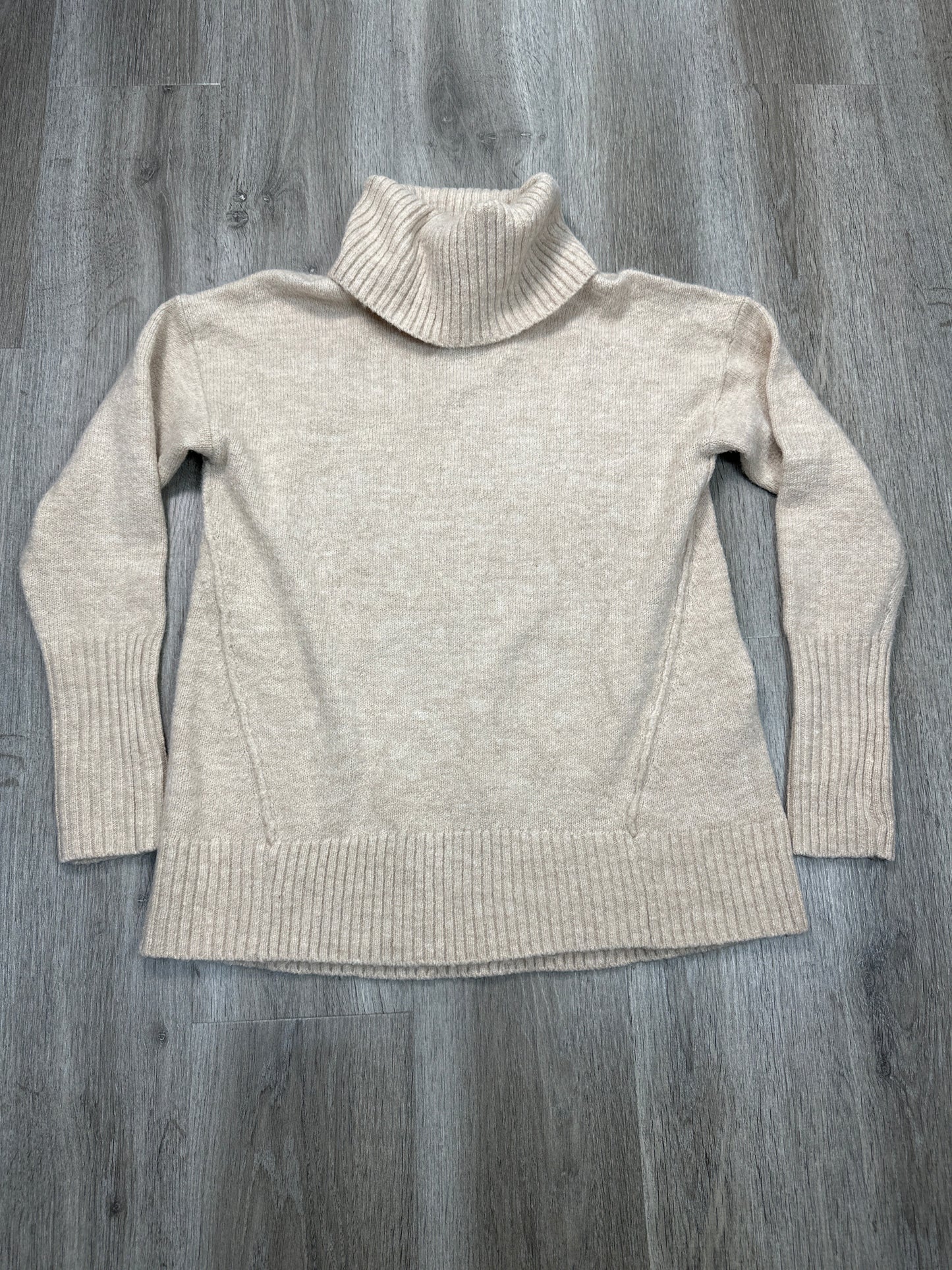 Sweater By Gap In Tan, Size: M