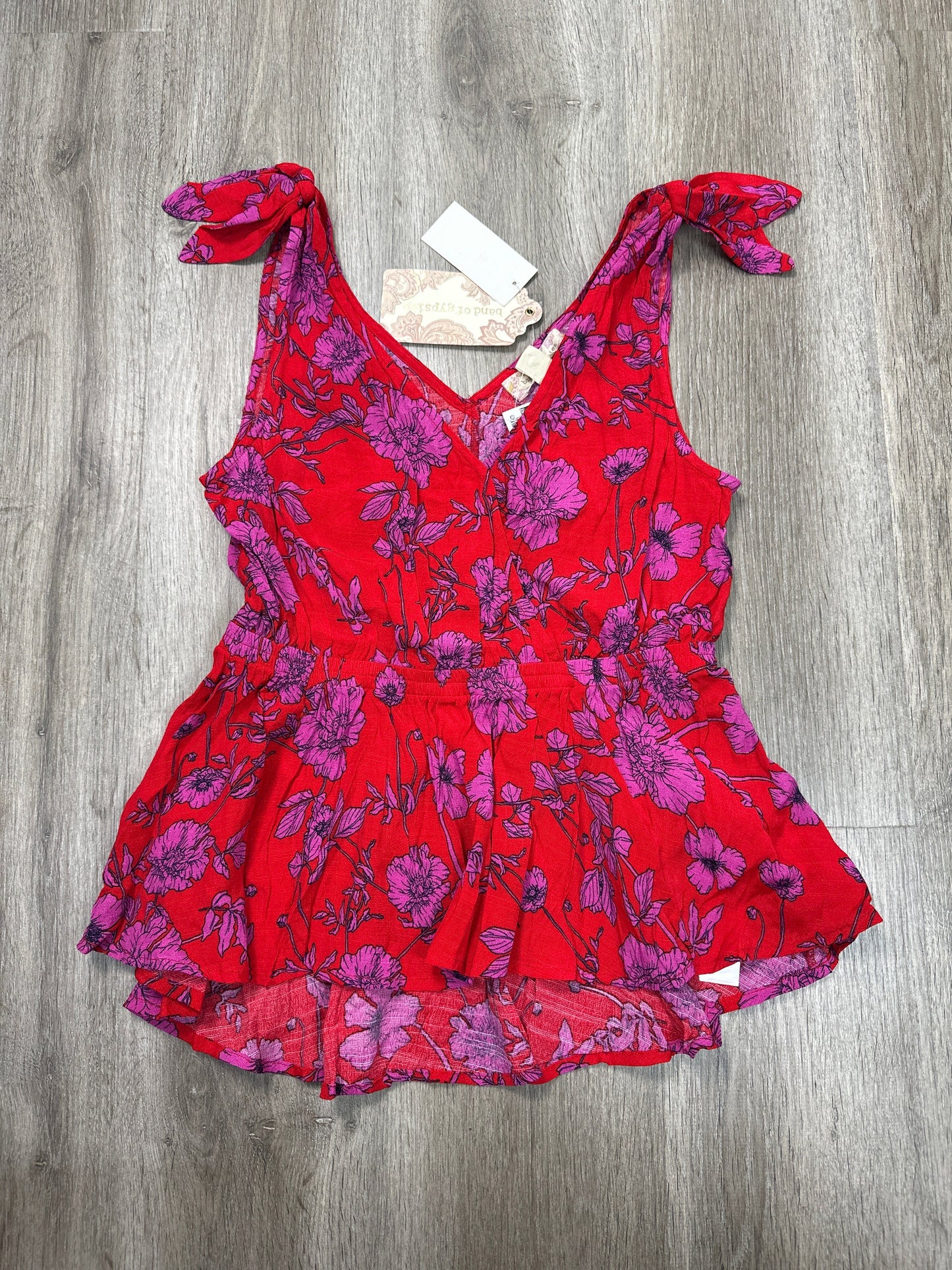 Top Sleeveless By Band Of Gypsies In Red, Size: S