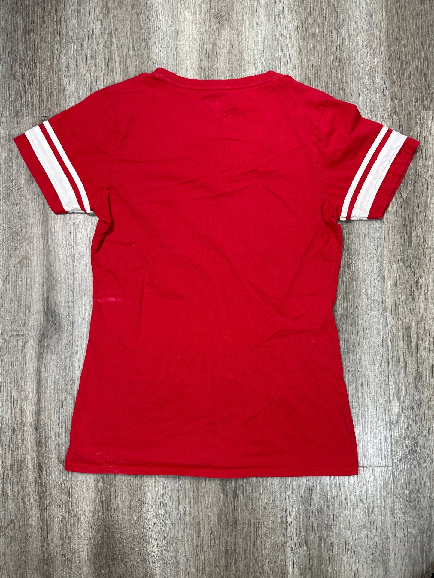 Top Short Sleeve By Champion In Red, Size: Xl