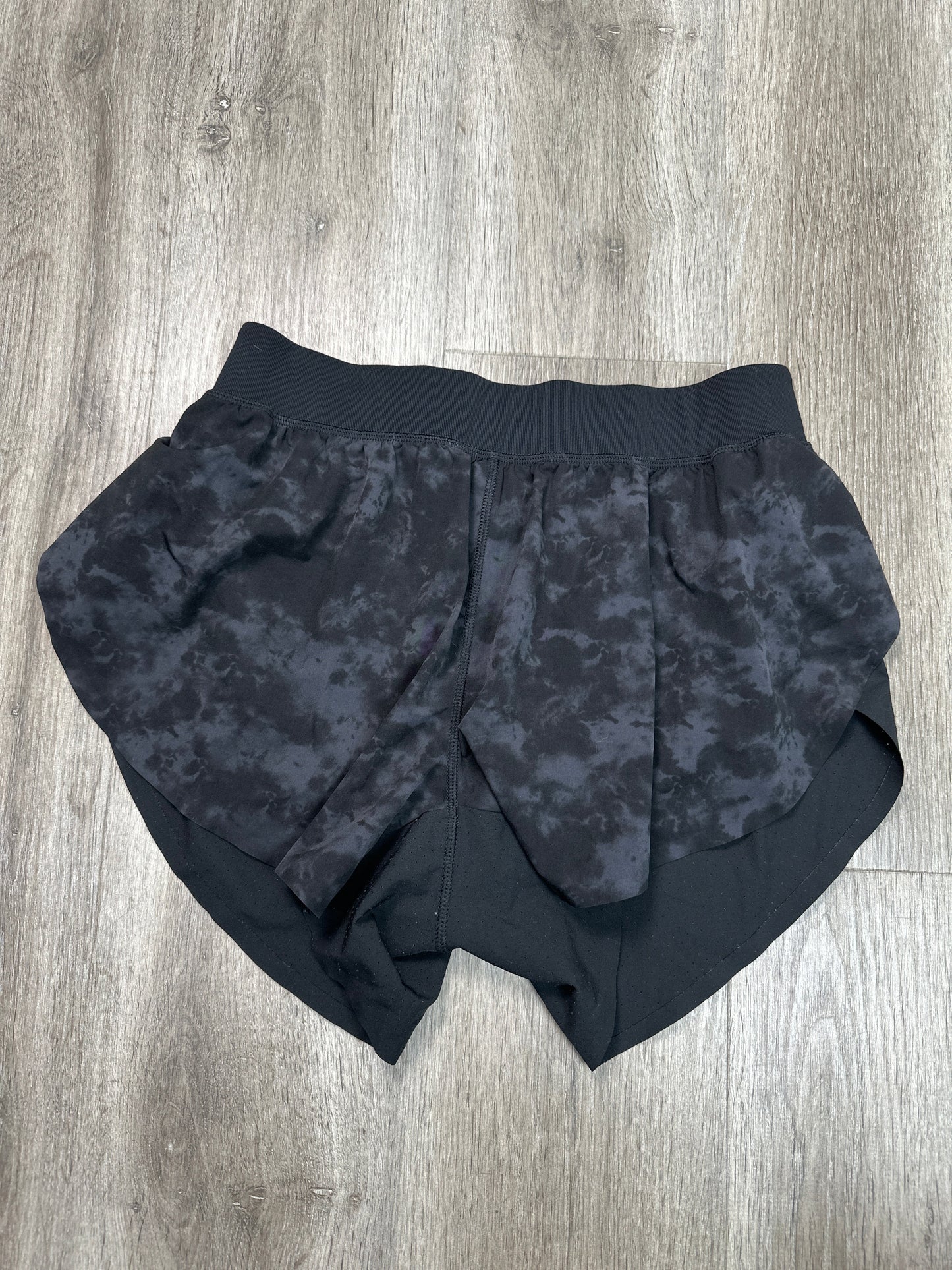 Athletic Shorts By CRZ YOGA In Black, Size: M