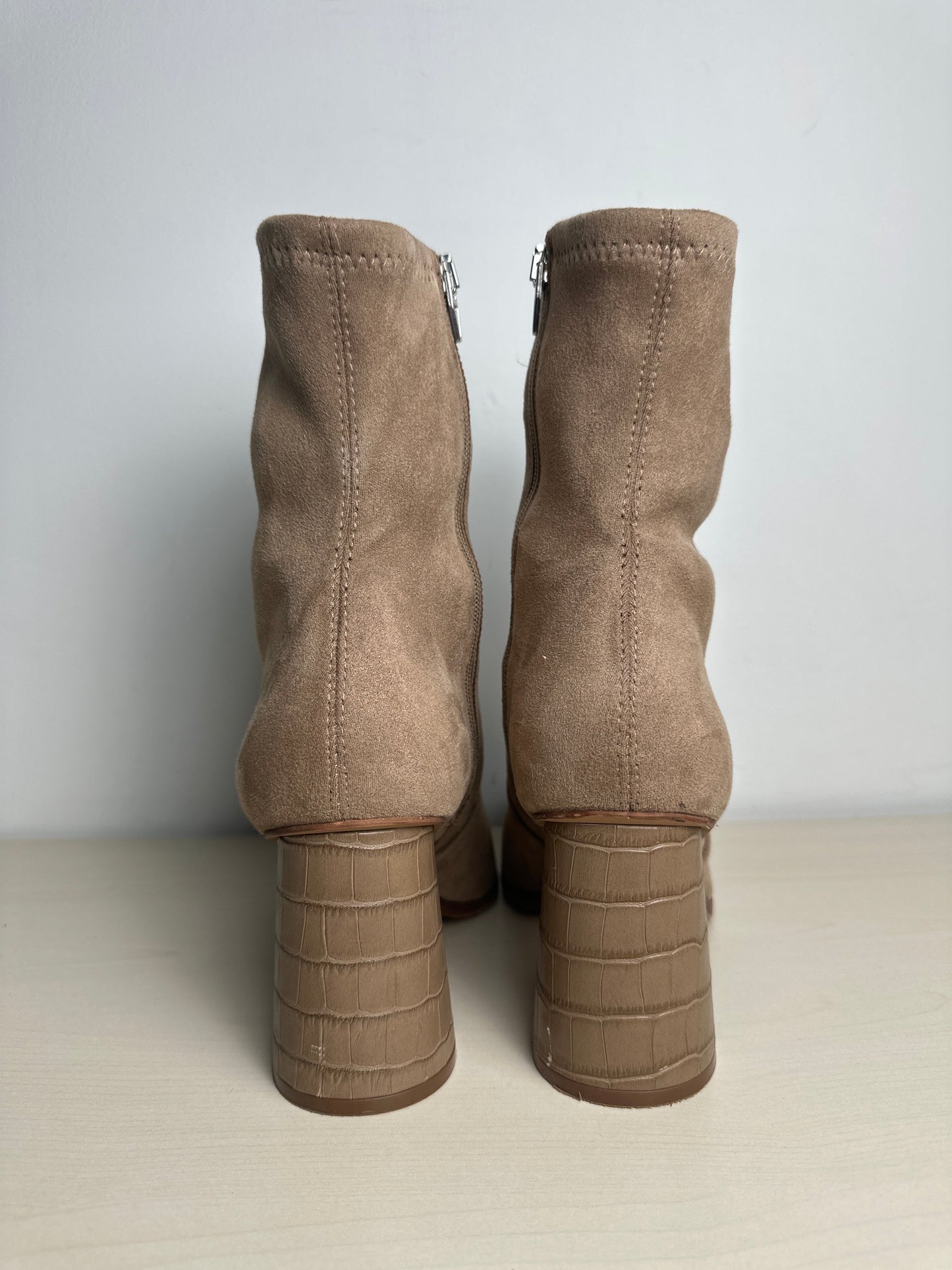 Boots Ankle Heels By Dolce Vita In Tan, Size: 10