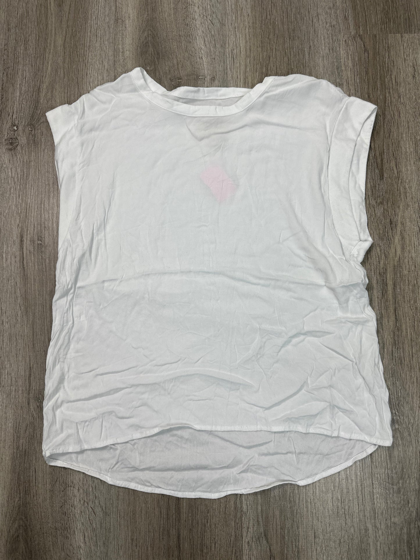 Top Sleeveless By Chaser In White, Size: L