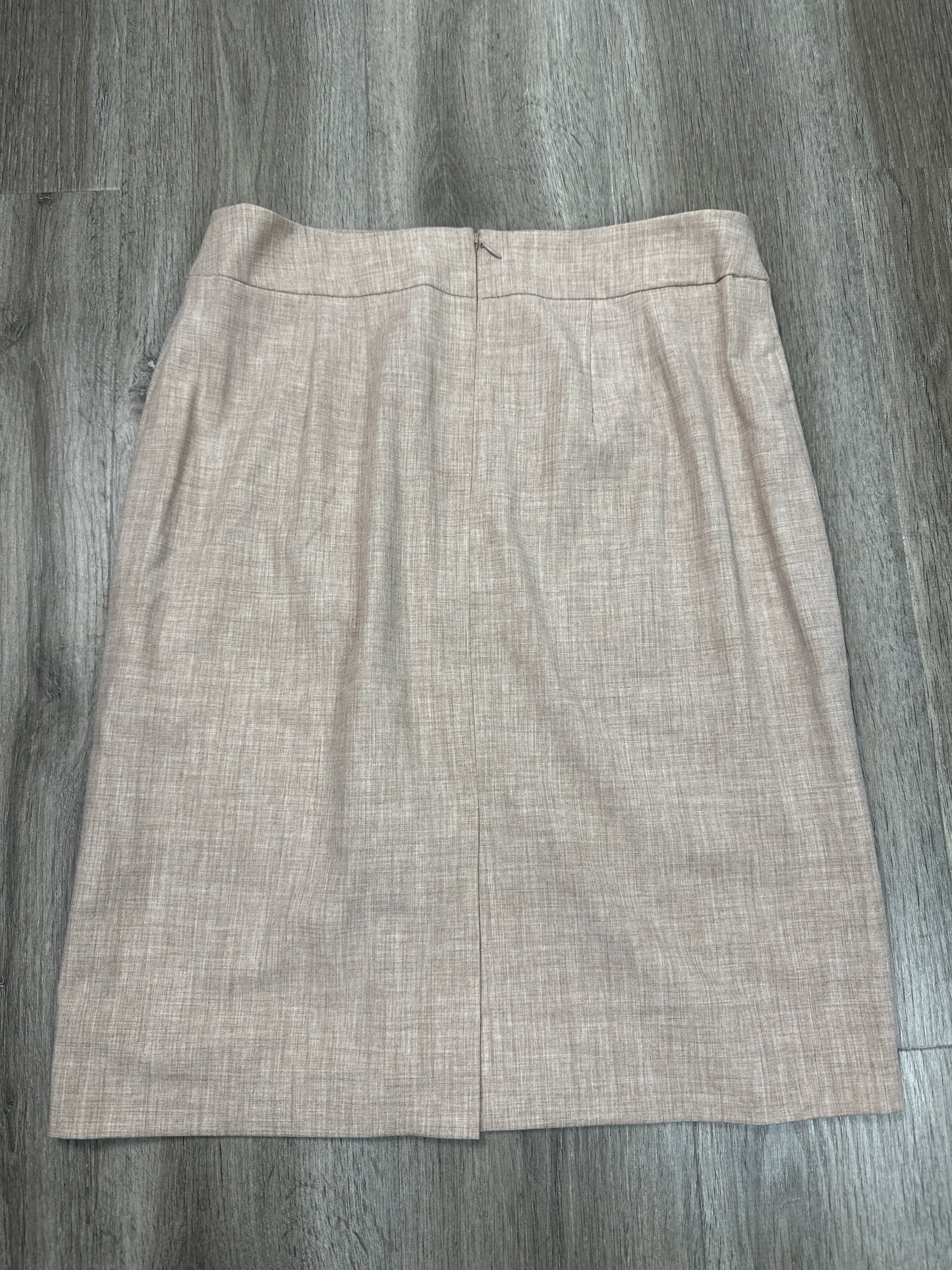 Skirt Mini & Short By Ann Taylor In Pink, Size: M