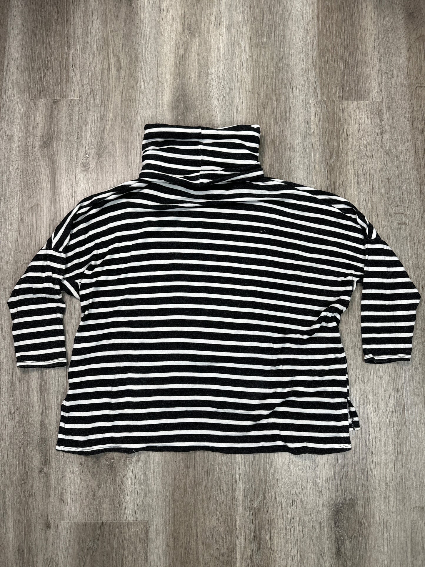 Top Long Sleeve By Caslon In Striped Pattern, Size: Xl