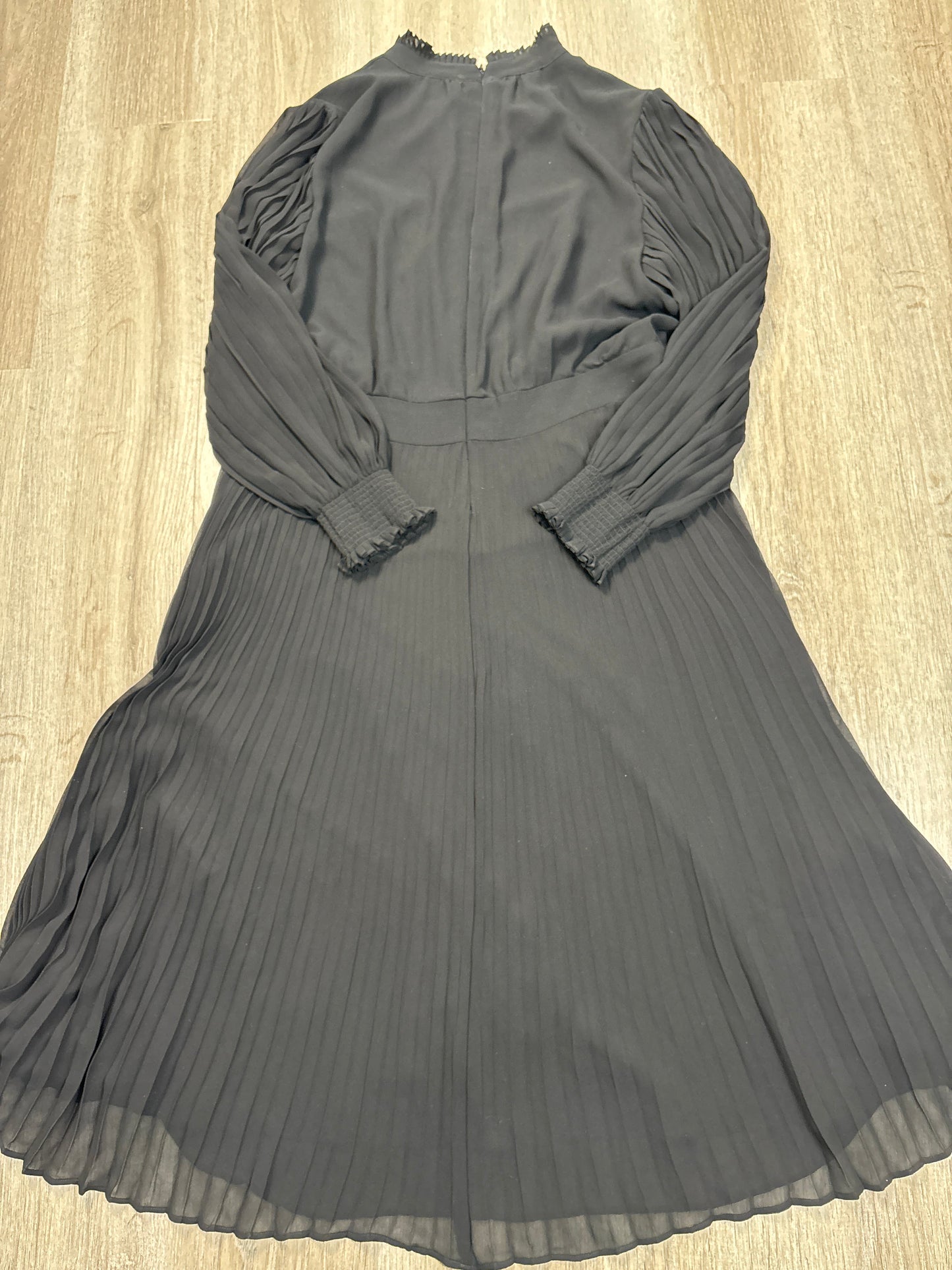 Dress Casual Midi By Ann Taylor In Black, Size: L