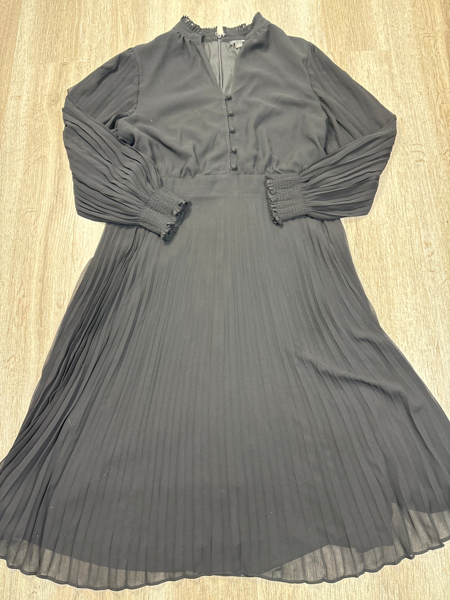 Dress Casual Midi By Ann Taylor In Black, Size: L