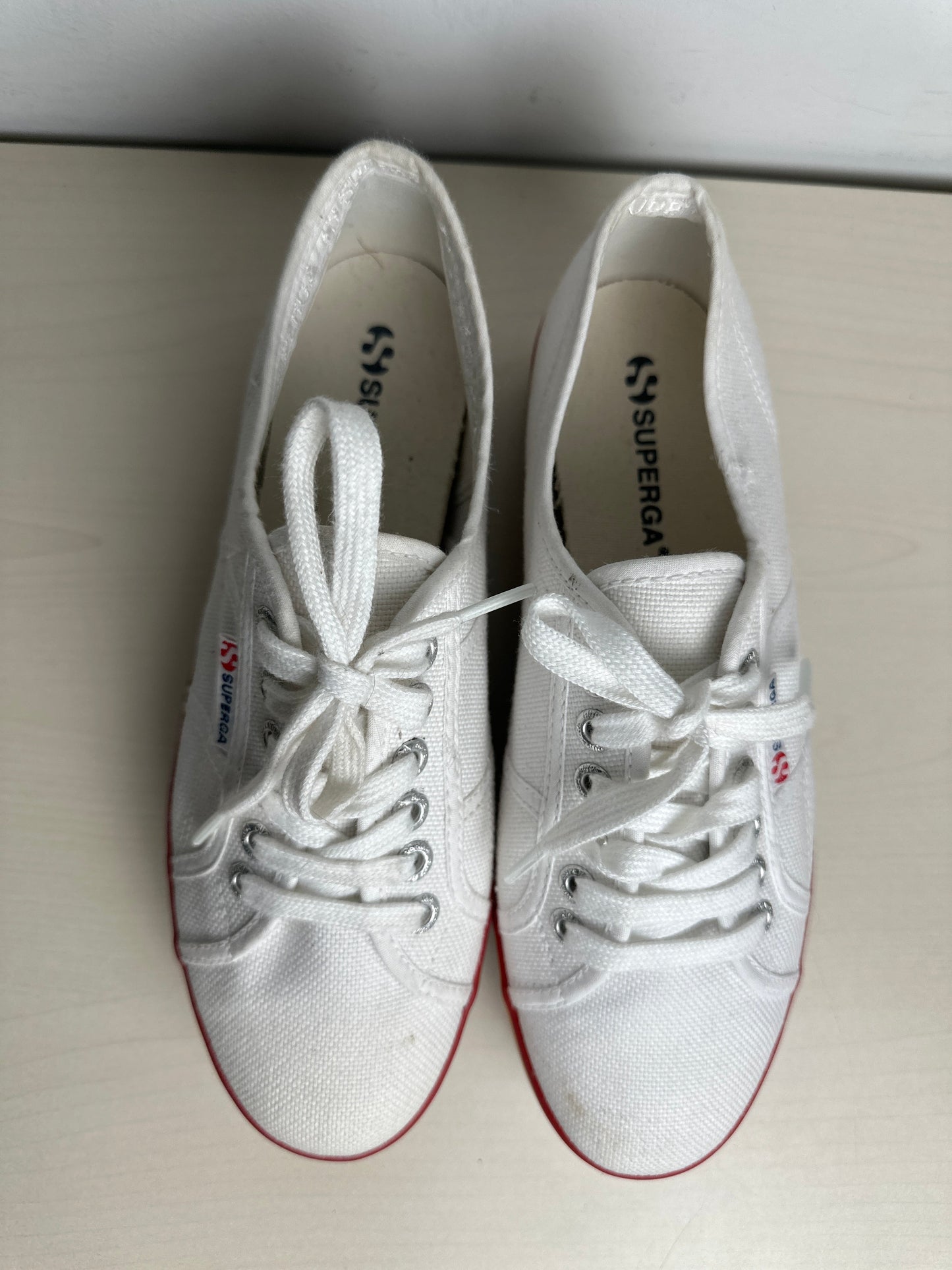 Shoes Sneakers By Superga In White, Size: 8.5