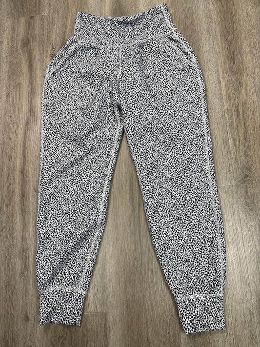 Athletic Leggings By Old Navy In White, Size: S