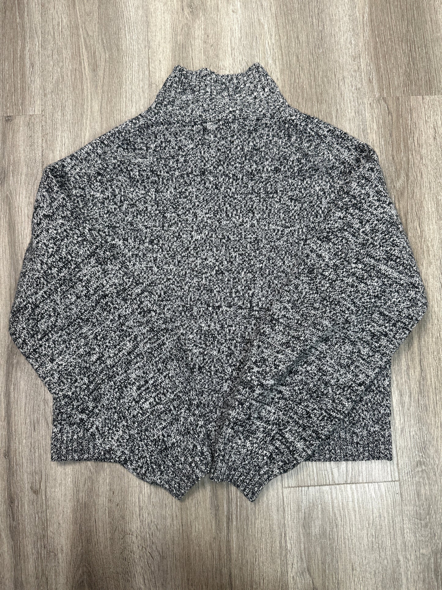 Sweater By Treasure And Bond In Grey, Size: M