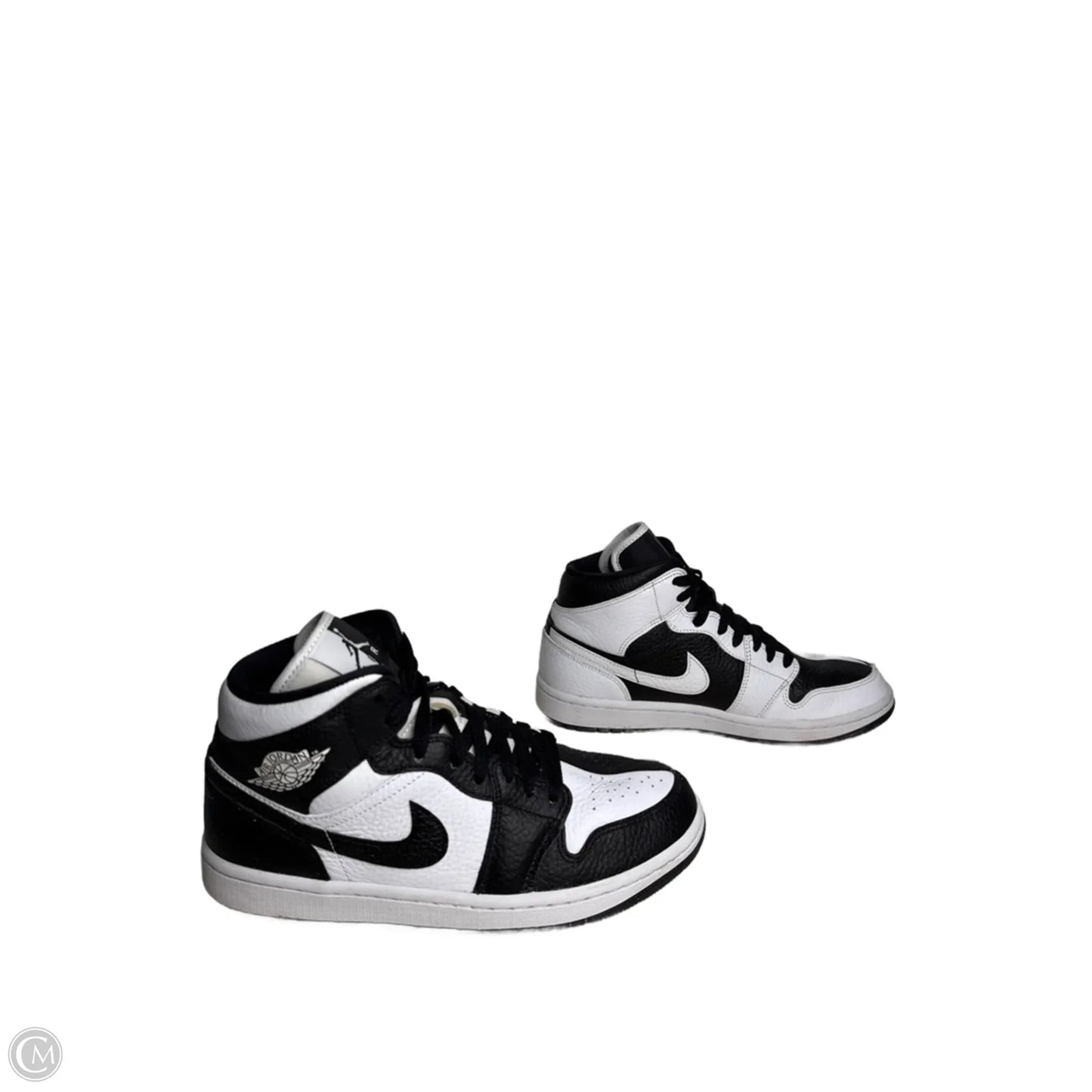 Shoes Sneakers By Nike In Black & White, Size: 9