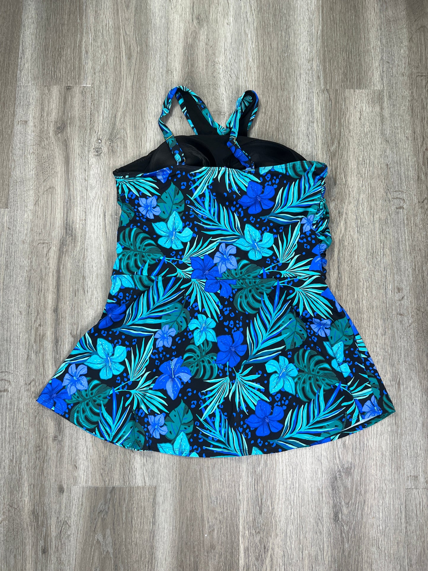 Swimsuit By Clothes Mentor  Size: 3x