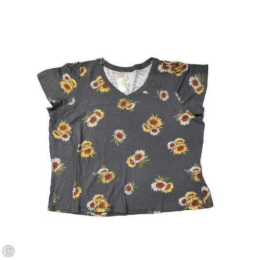 Top Short Sleeve By Maurices In Grey, Size: 4x
