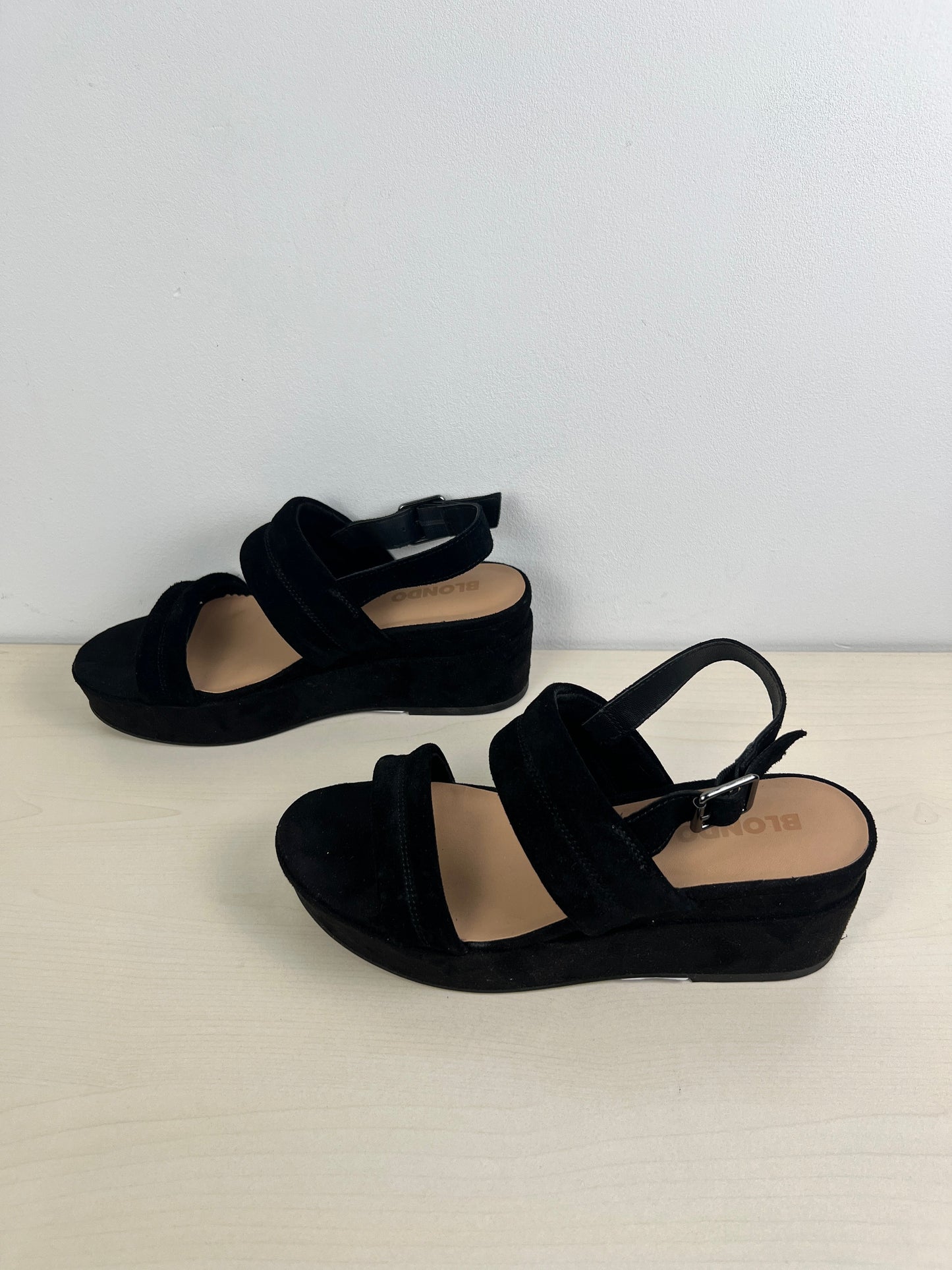 Black Sandals Heels Wedge Blondo, Size 7.5