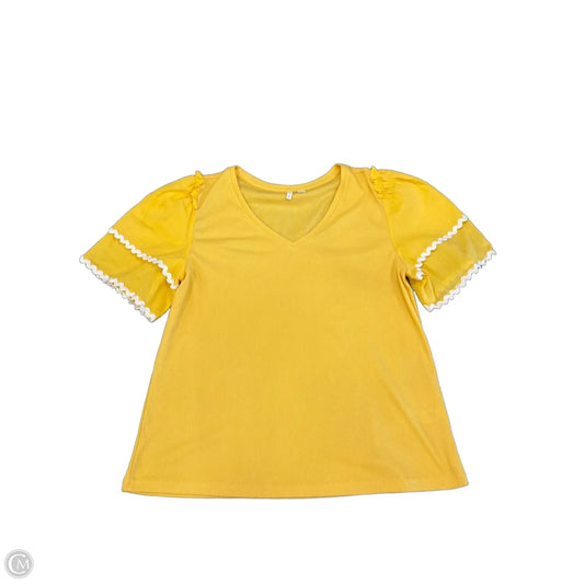 Top Short Sleeve By Cato In Yellow, Size: L