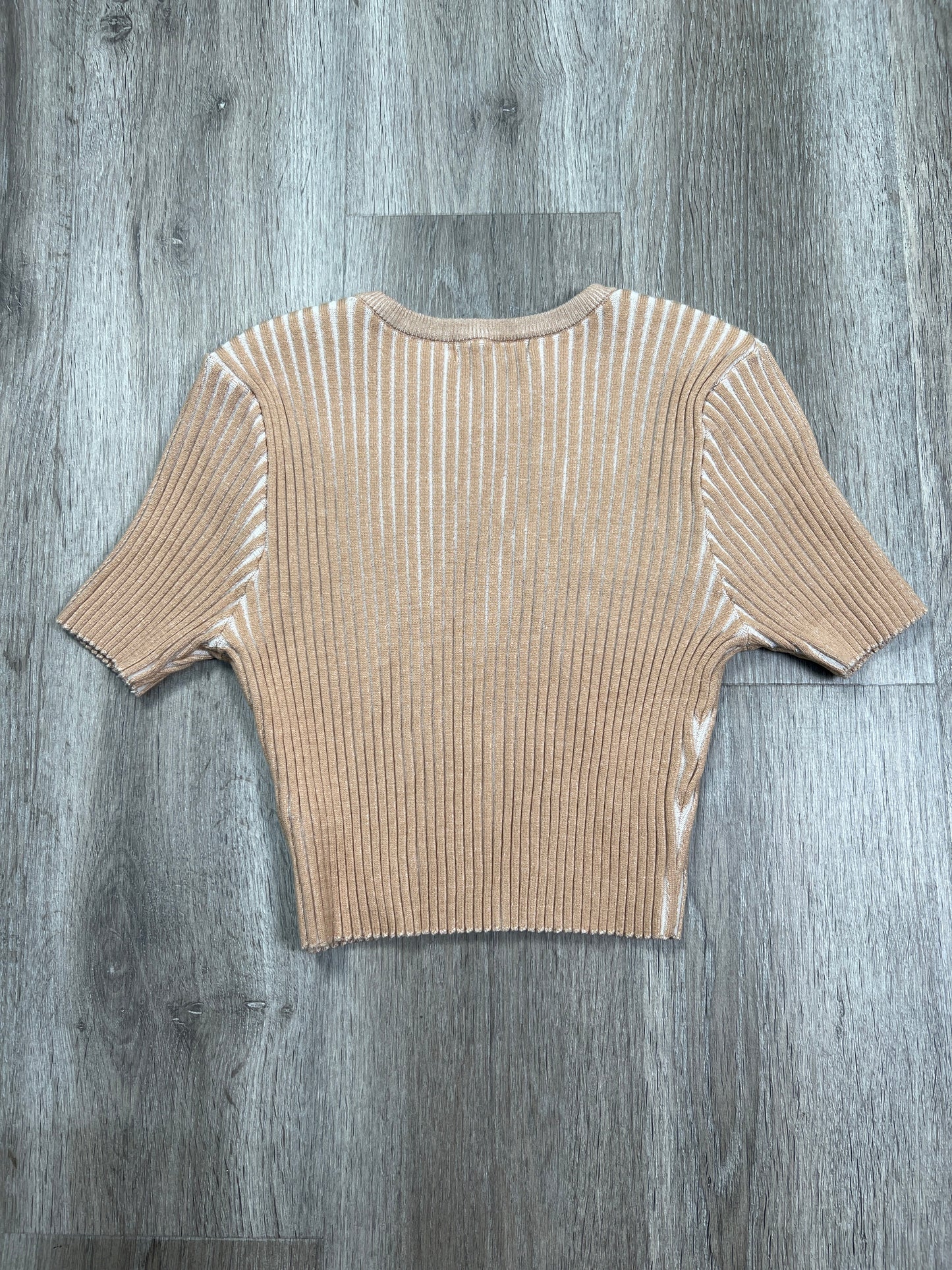 Top Short Sleeve By glassons In Brown, Size: M