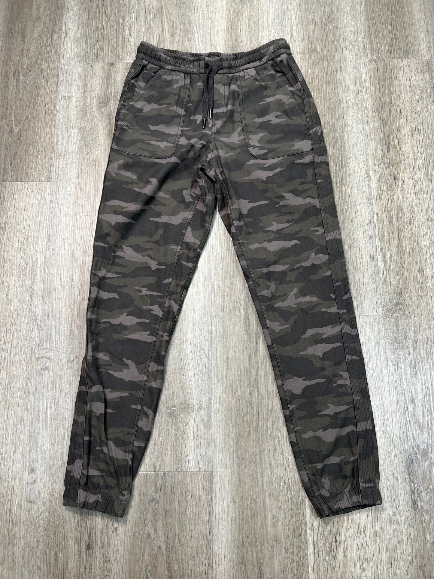 Athletic Pants By Athleta In Camouflage Print, Size: S