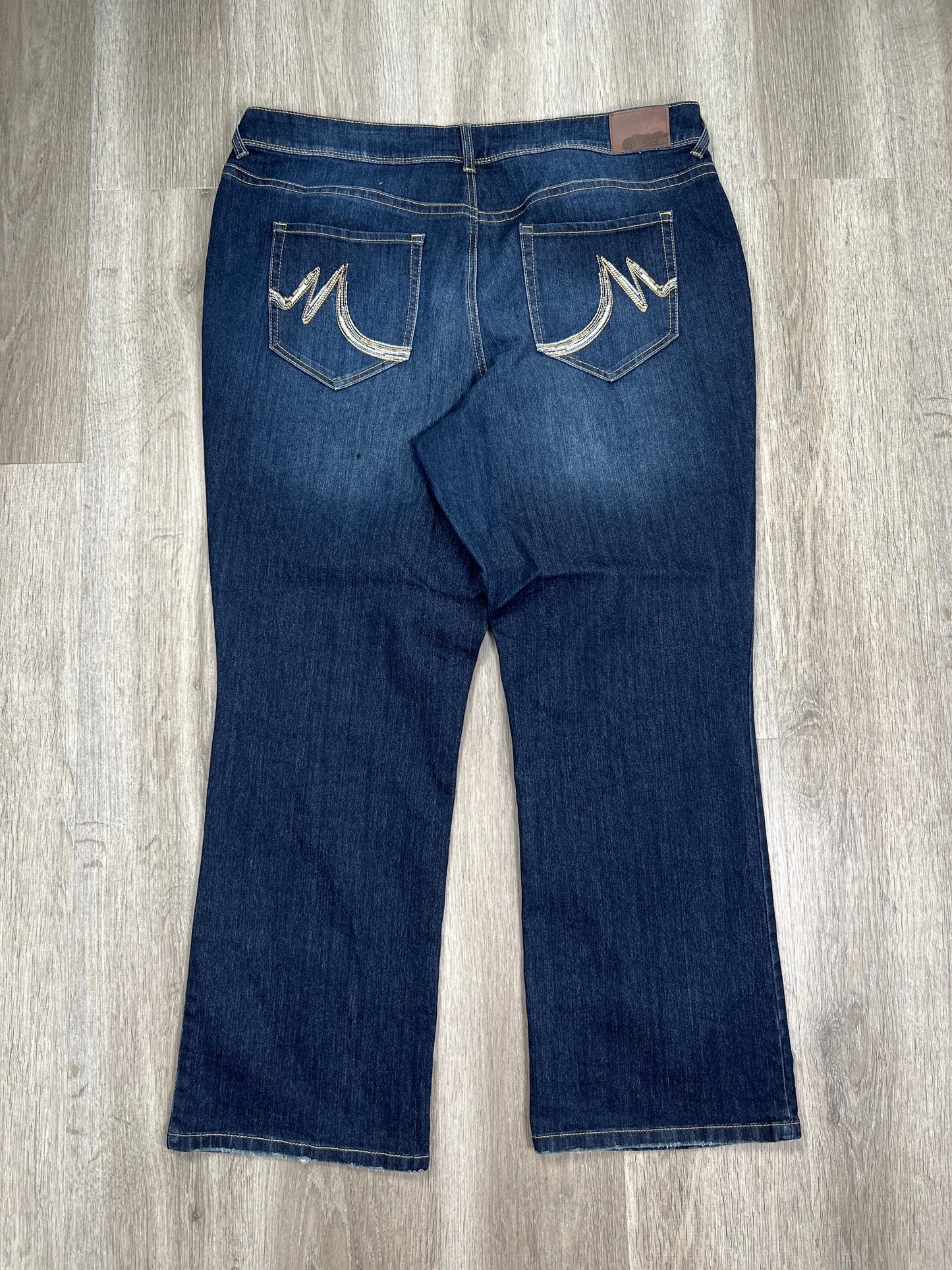 Blue Denim Jeans Boot Cut Maurices, Size 22