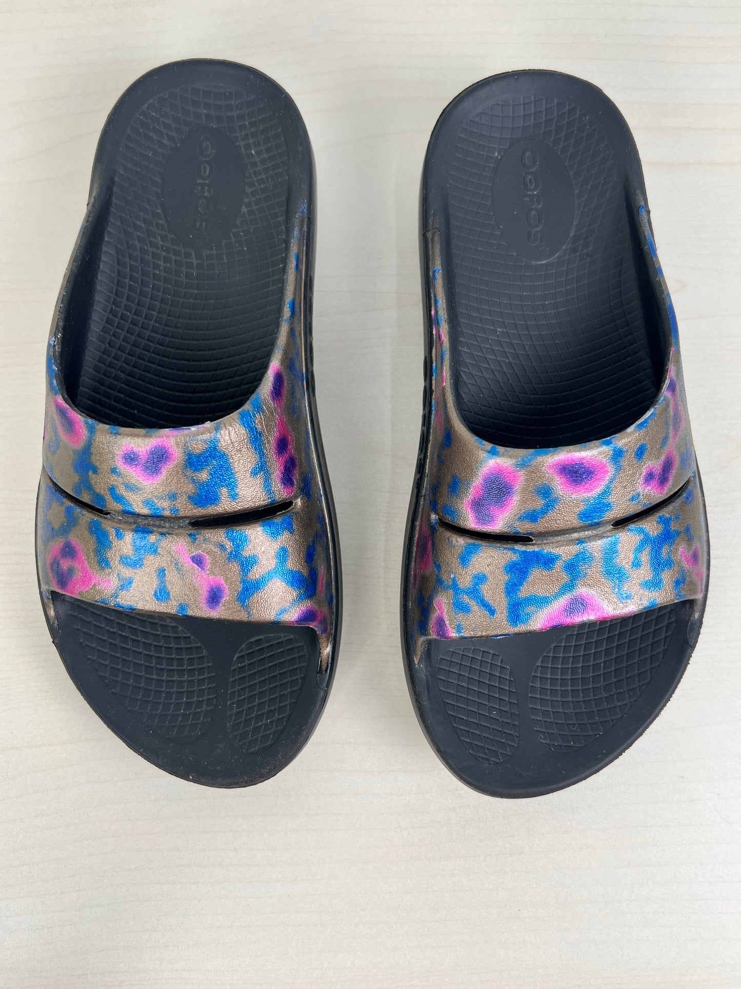 Black Sandals Sport Oofos, Size 7